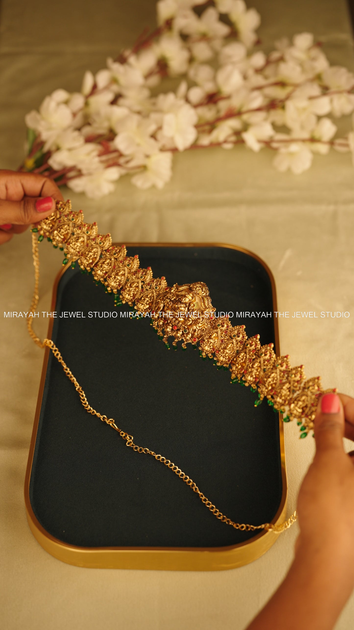 LAKSHMI VAIBHAVA HIP CHAIN