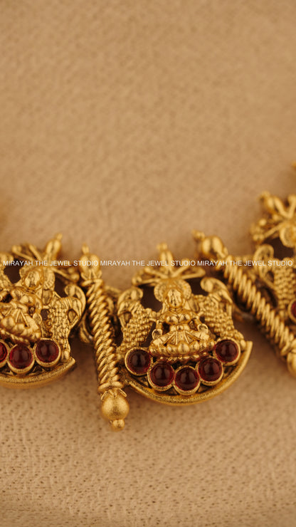 PANCHA LAKSHMI NECKLACE - RED