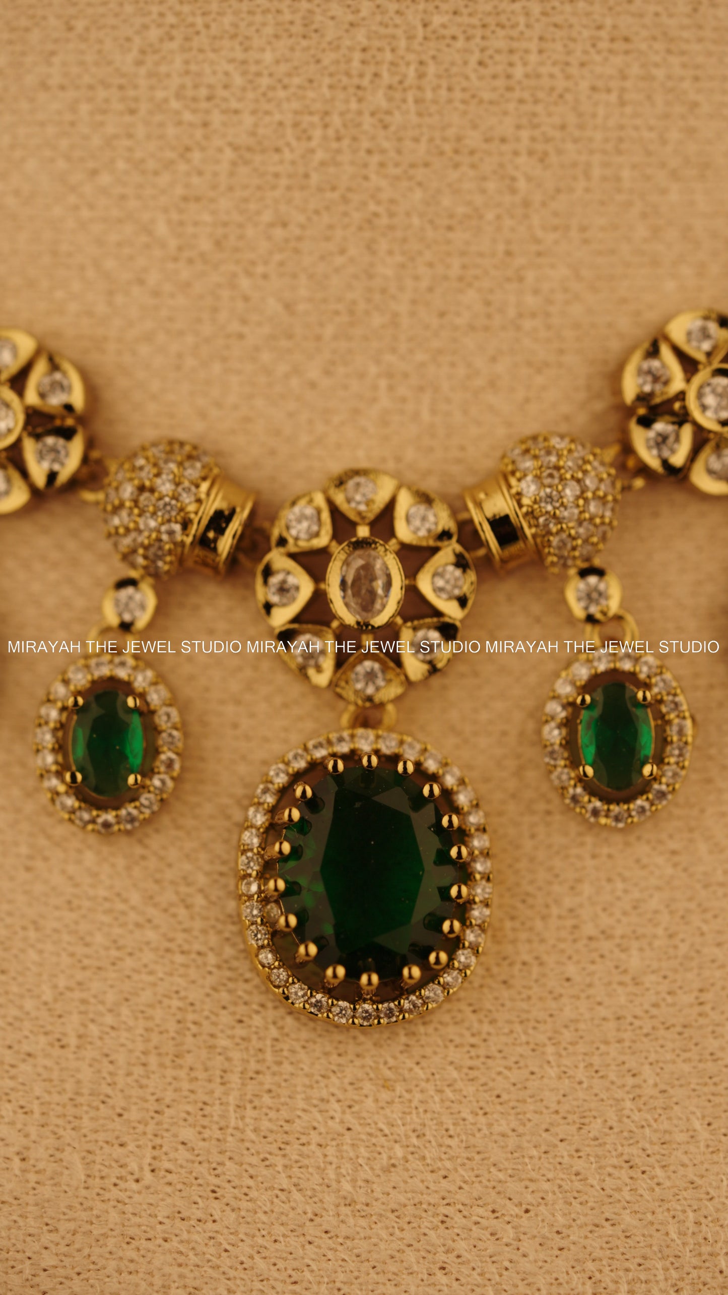 EMERALD TARANGINI NECKLACE