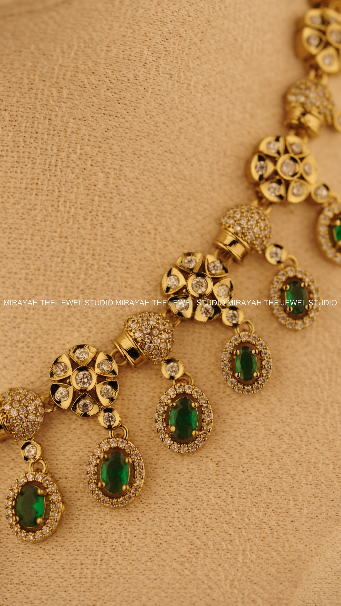 EMERALD TARANGINI NECKLACE