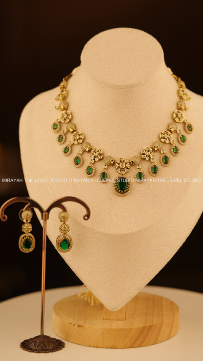 EMERALD TARANGINI NECKLACE