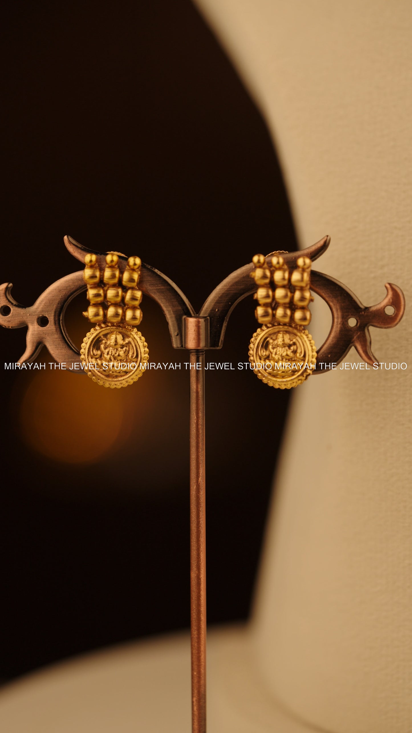 LAKSHMI KAASU ELAKATHAALI