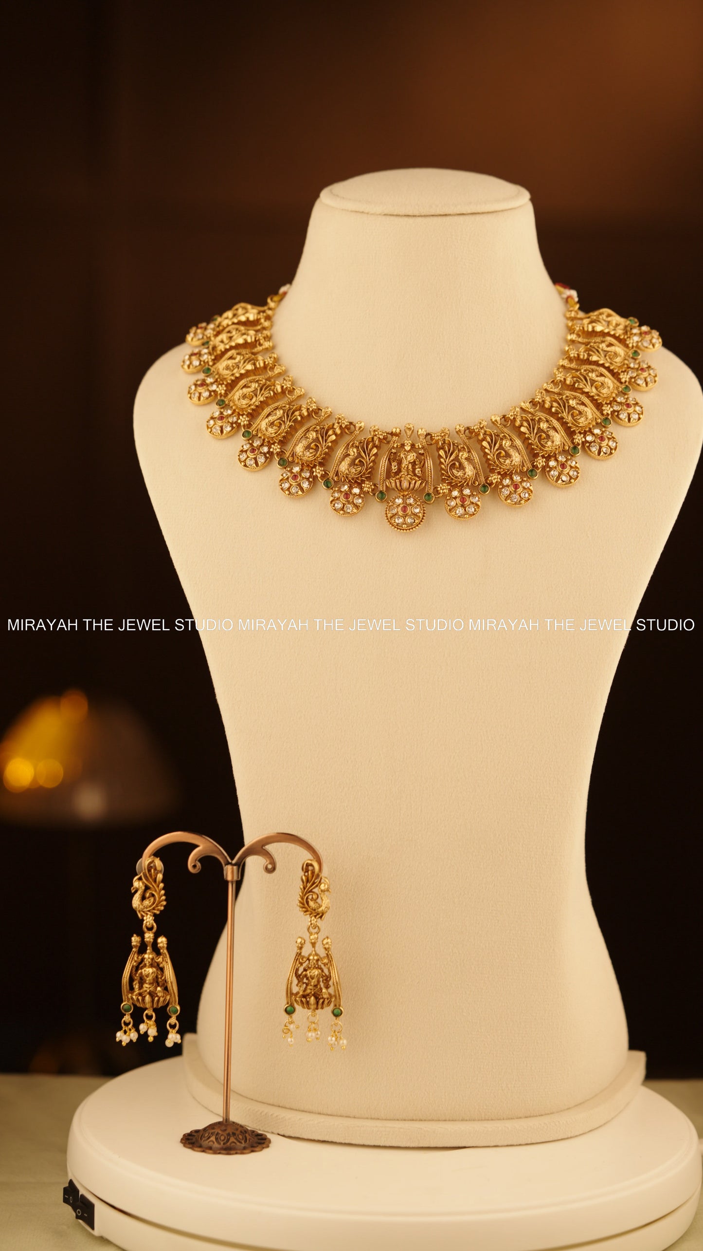 RATNA PALLAVI NECKLACE