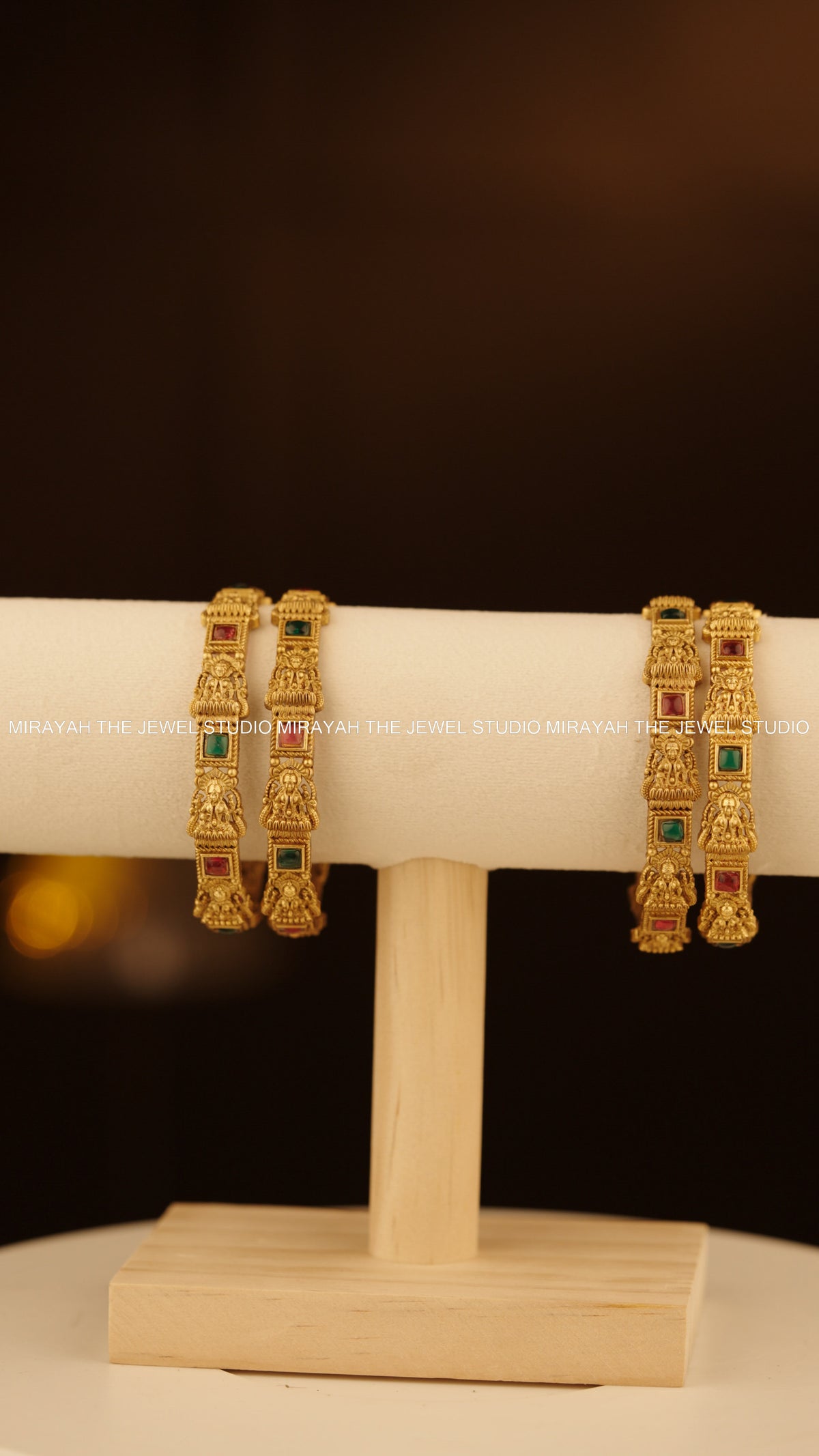 KANAKA DEVI BANGLE