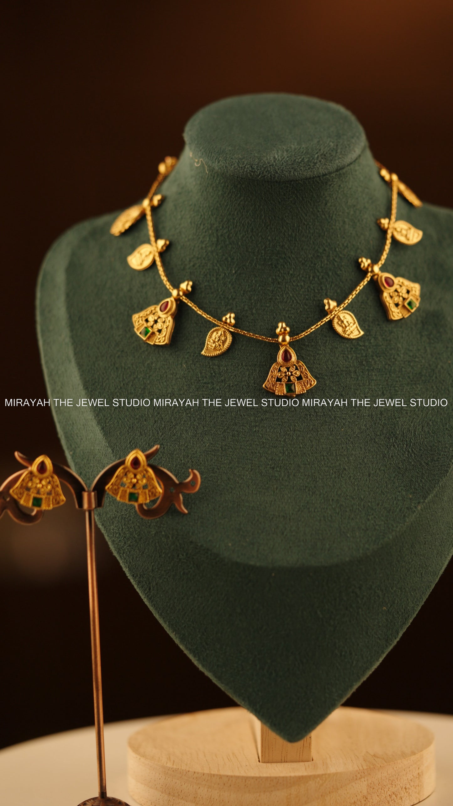 MAANGA MANJARI NECKLACE