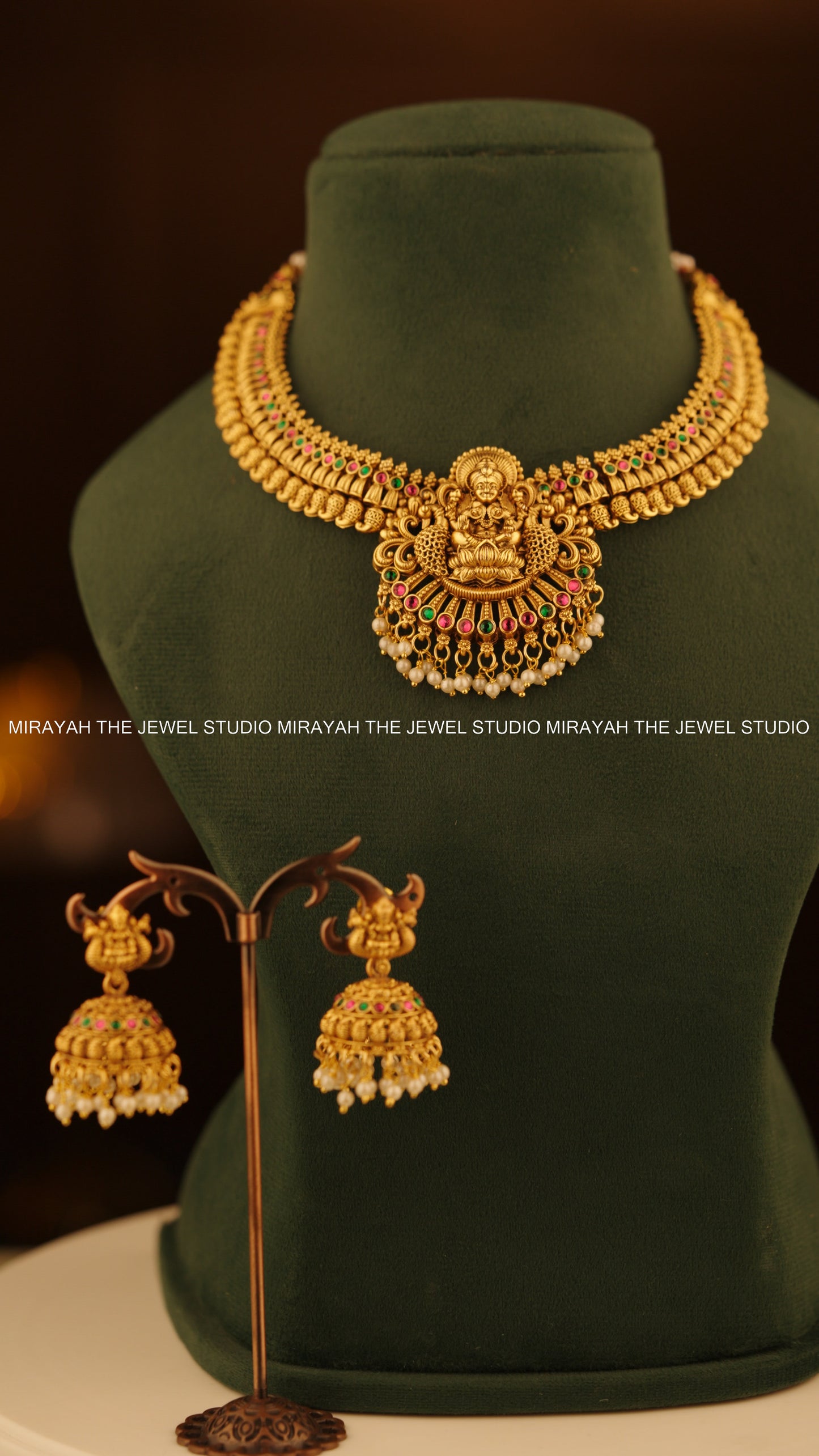 SRI LAKSHYA NECKLACE