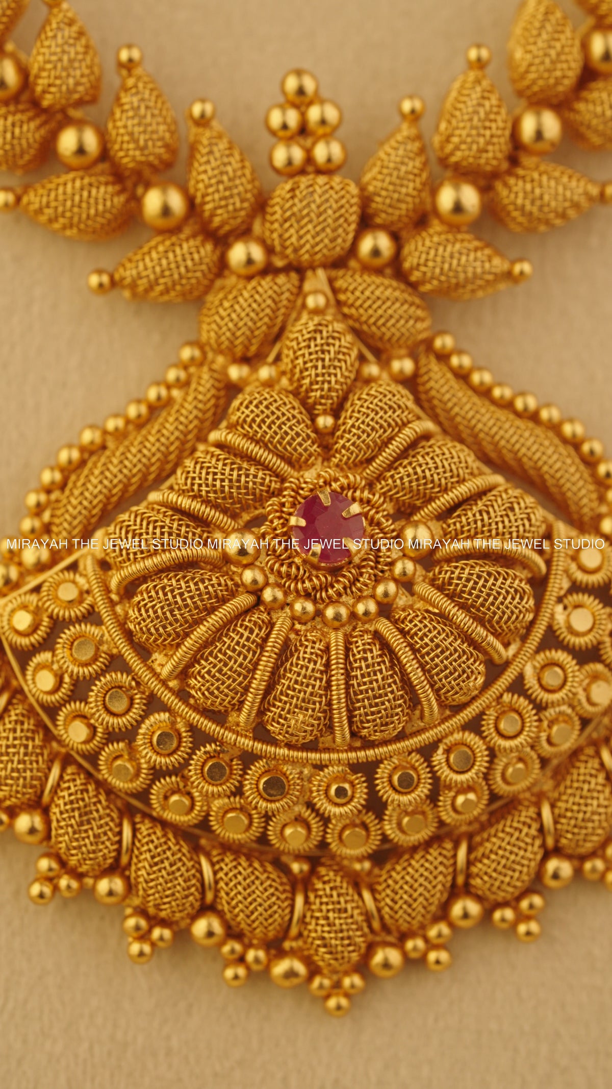 SWARNA PALLAVI COMBO - RUBY