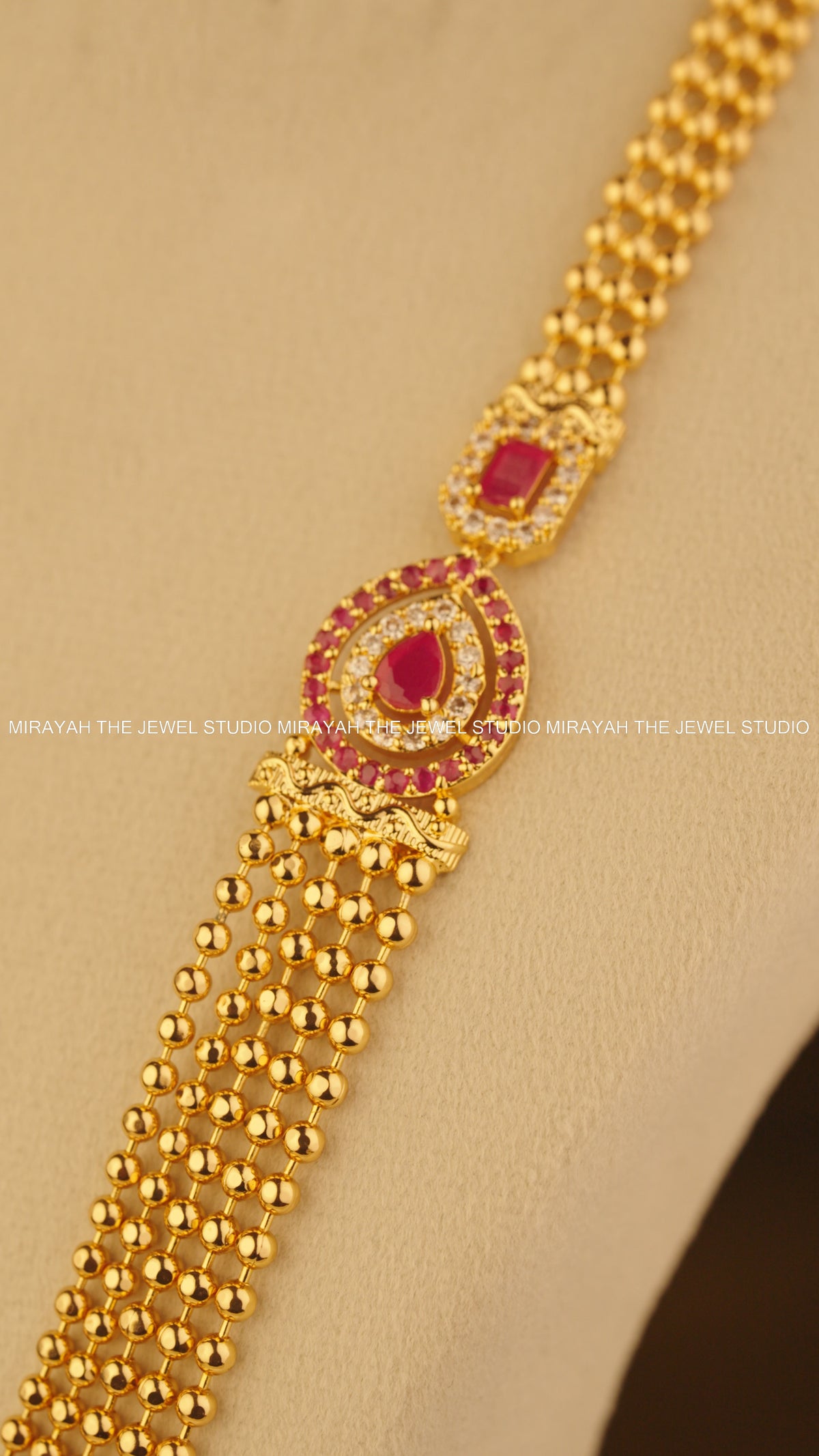 SWARNA DHARINI LAYERED HARAM (MICRO PLATED)