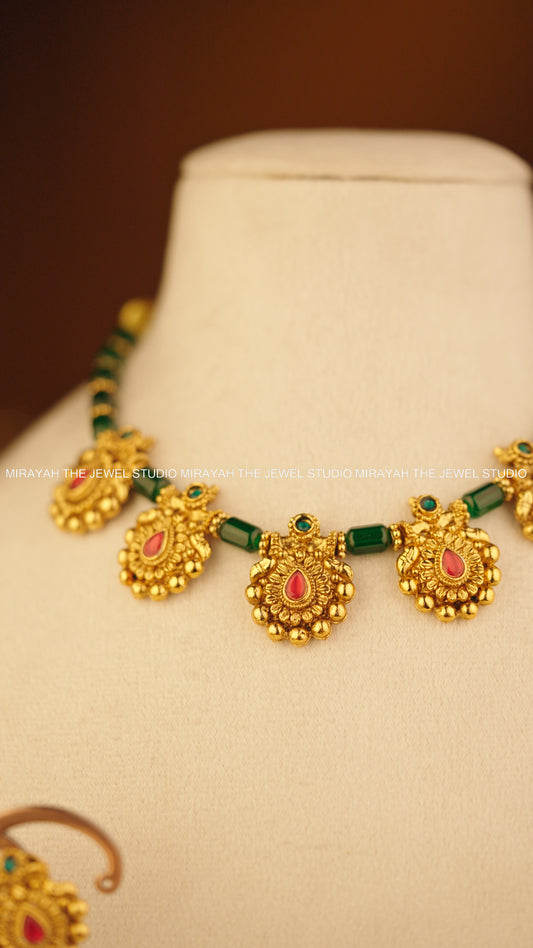 EMERALD DHARINI NECKLACE