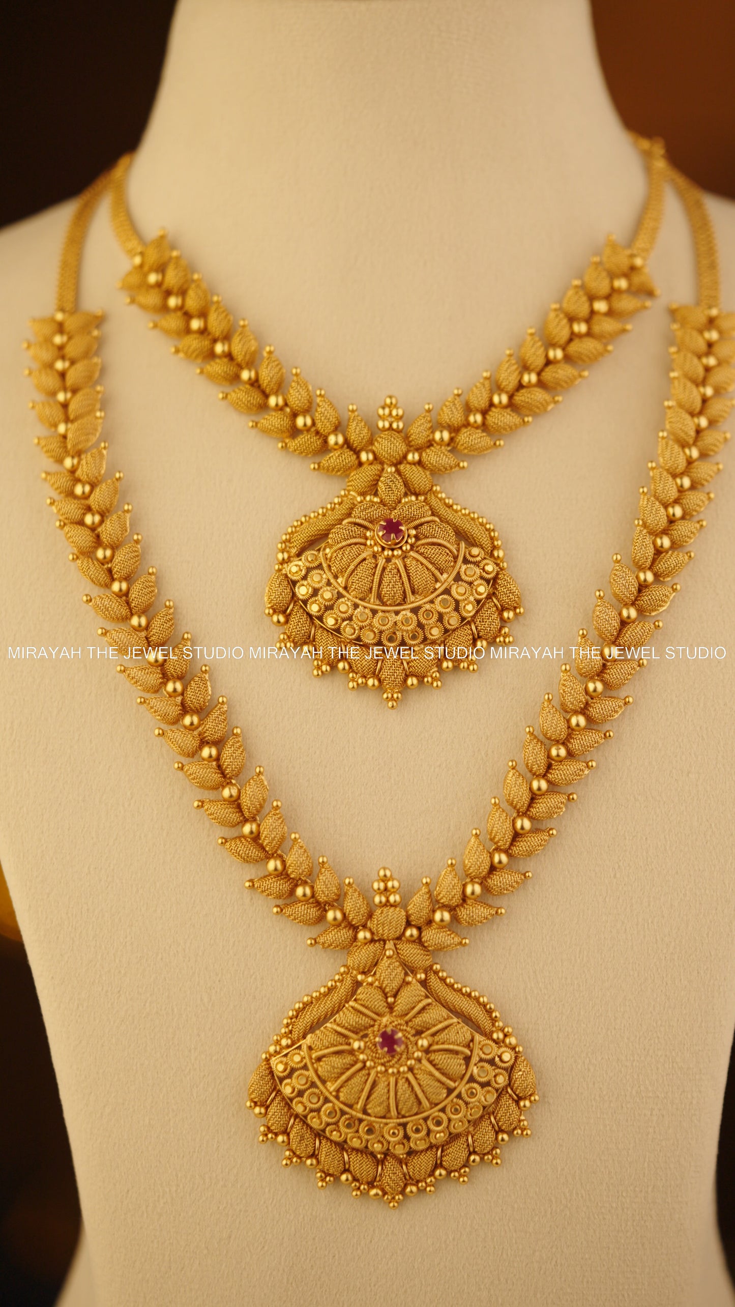 SWARNA PALLAVI COMBO - RUBY