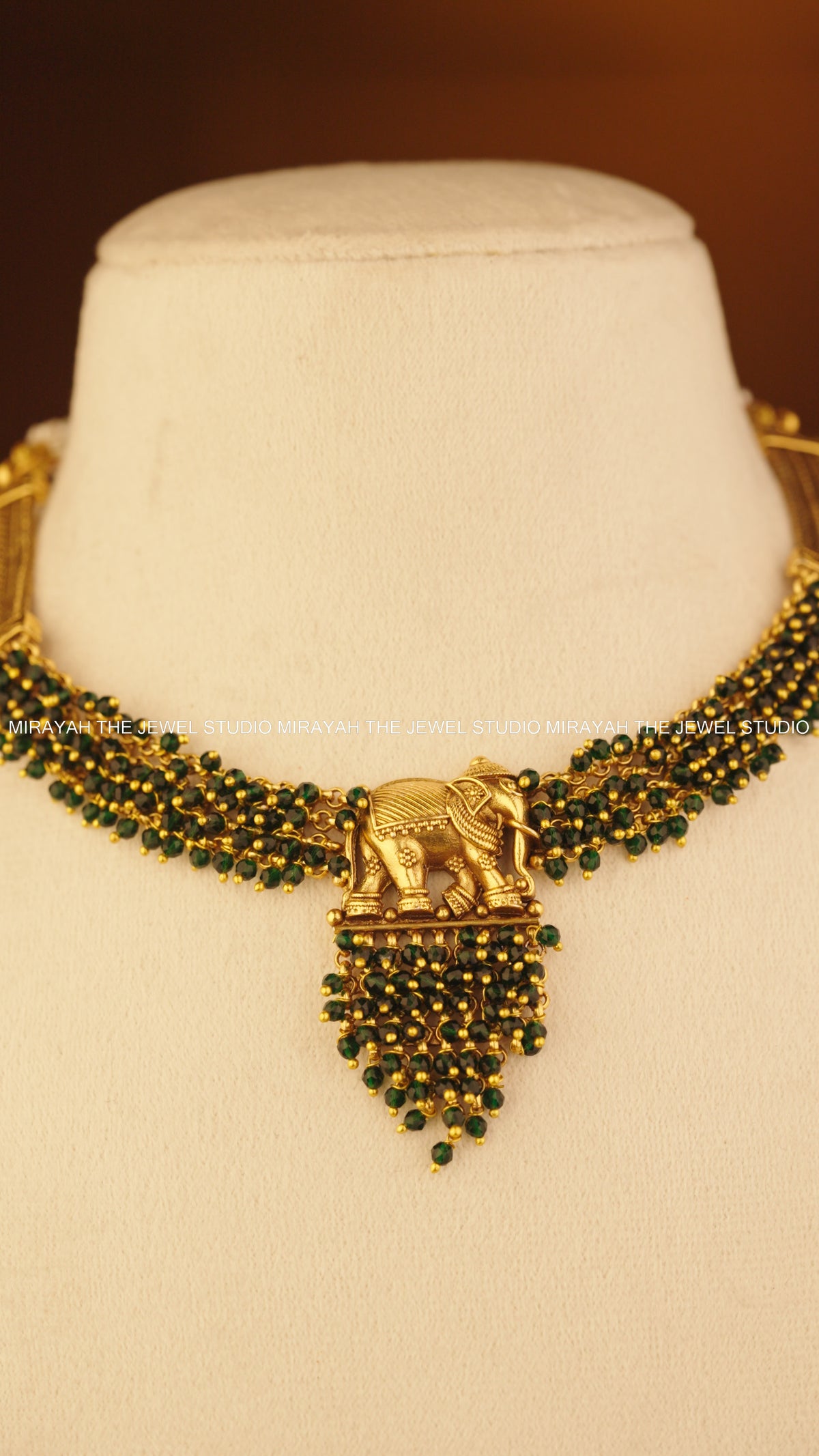PEARL ELEPHANT NECKLACE - GREEN
