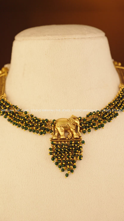PEARL ELEPHANT NECKLACE - GREEN