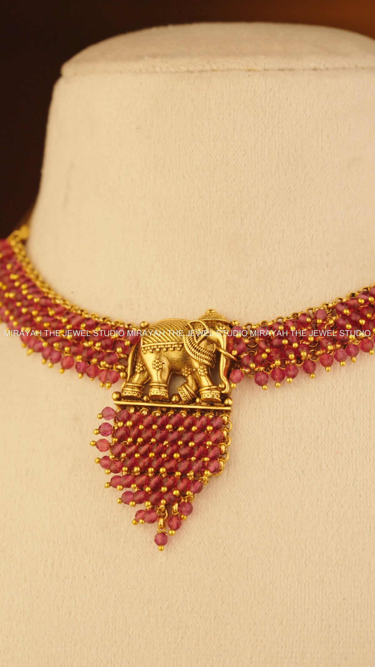PEARL ELEPHANT NECKLACE - RED