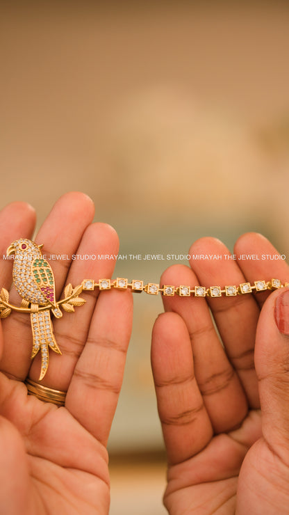 PREMIUM GOLDEN PARROT NECKLACE