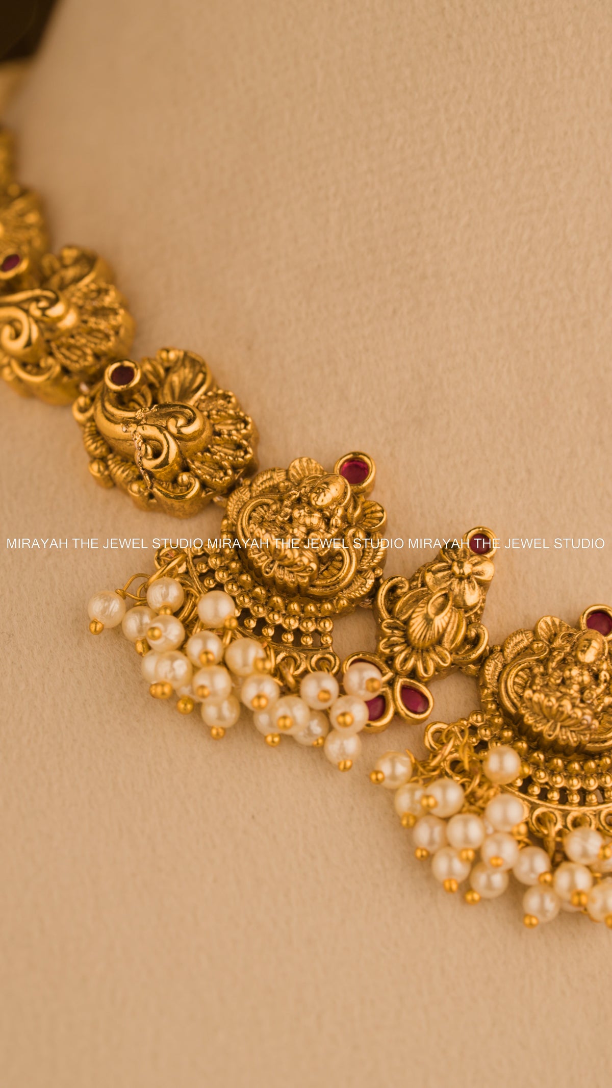 PREMIUM RAJAVALLI NECKLACE