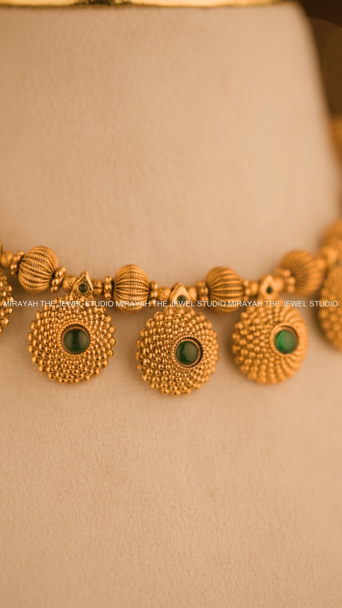 MARAGATHA BLOOM NECKLACE