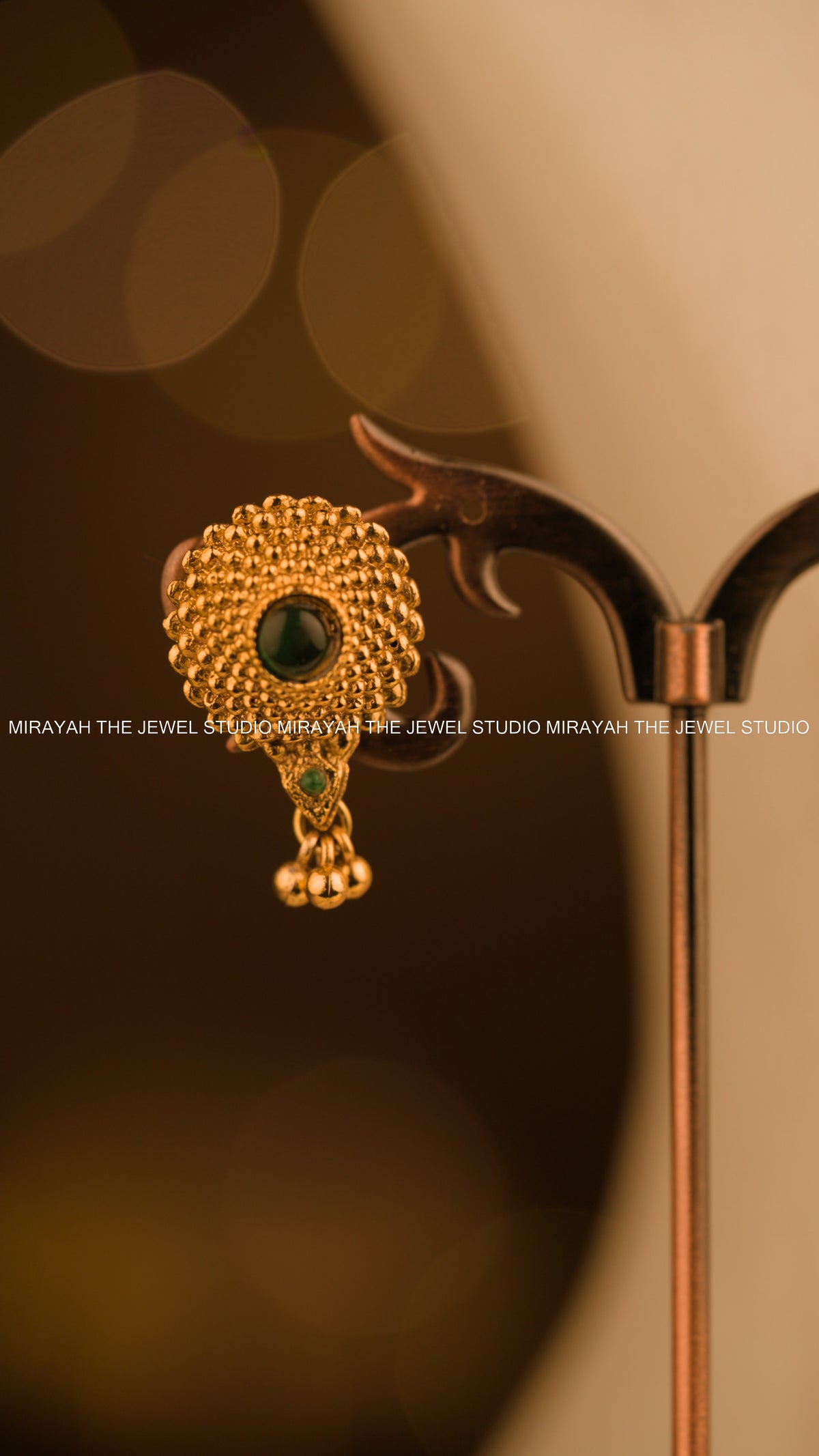 MARAGATHA BLOOM NECKLACE