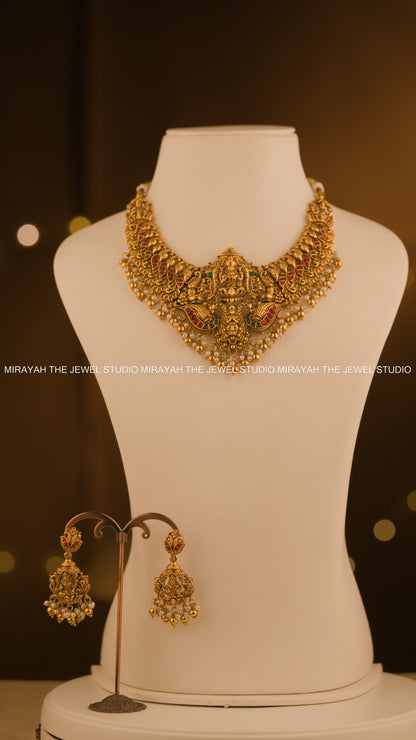DEVIKA TEMPLE NECKLACE - GOLD
