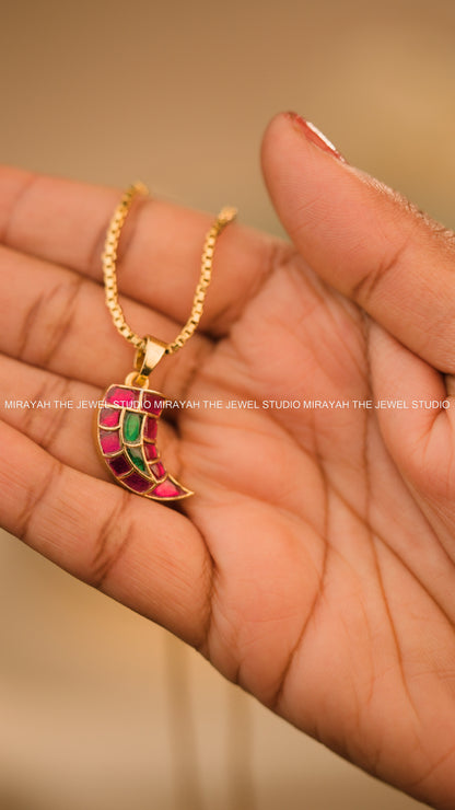 PREMIUM RUBY LUNA CHAIN (UNISEX)