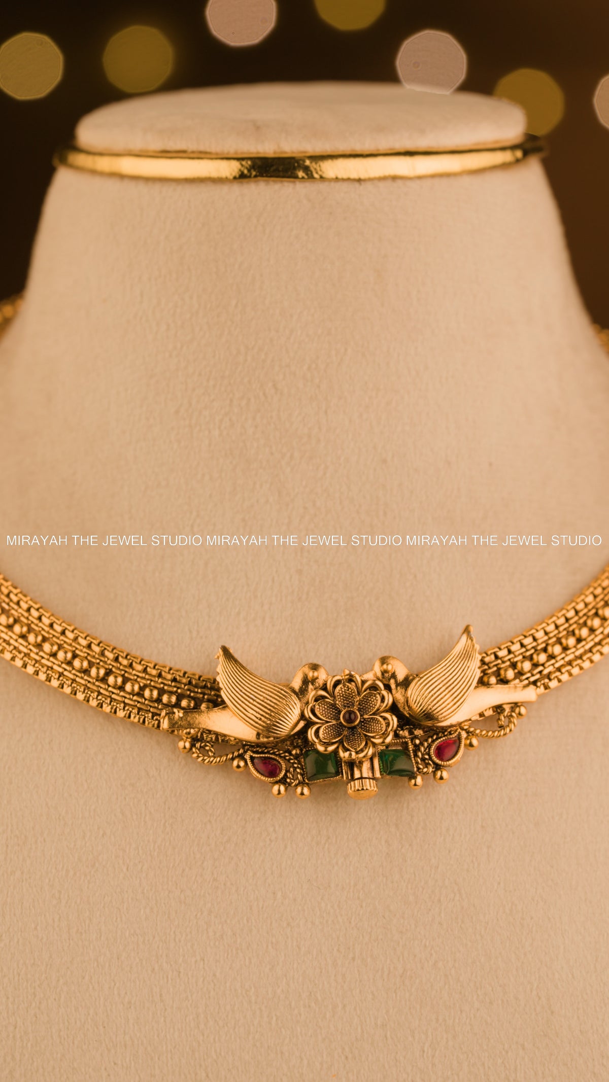 SVARNA PAKSHI NECKLACE (SCREW TYPE)