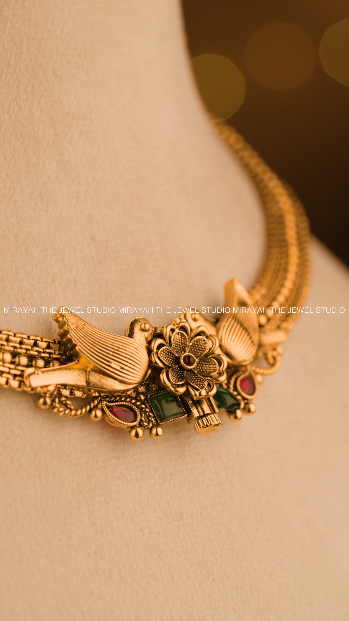 SVARNA PAKSHI NECKLACE (SCREW TYPE)