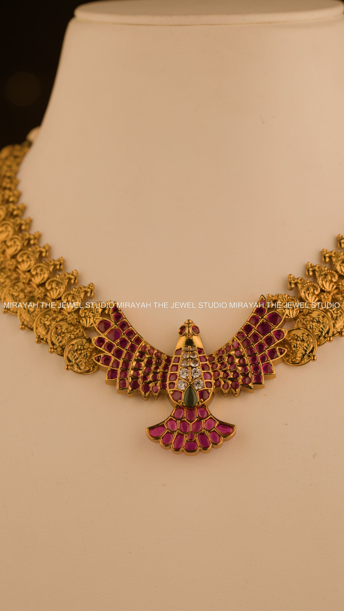 SVARNA GARUDA NECKLACE