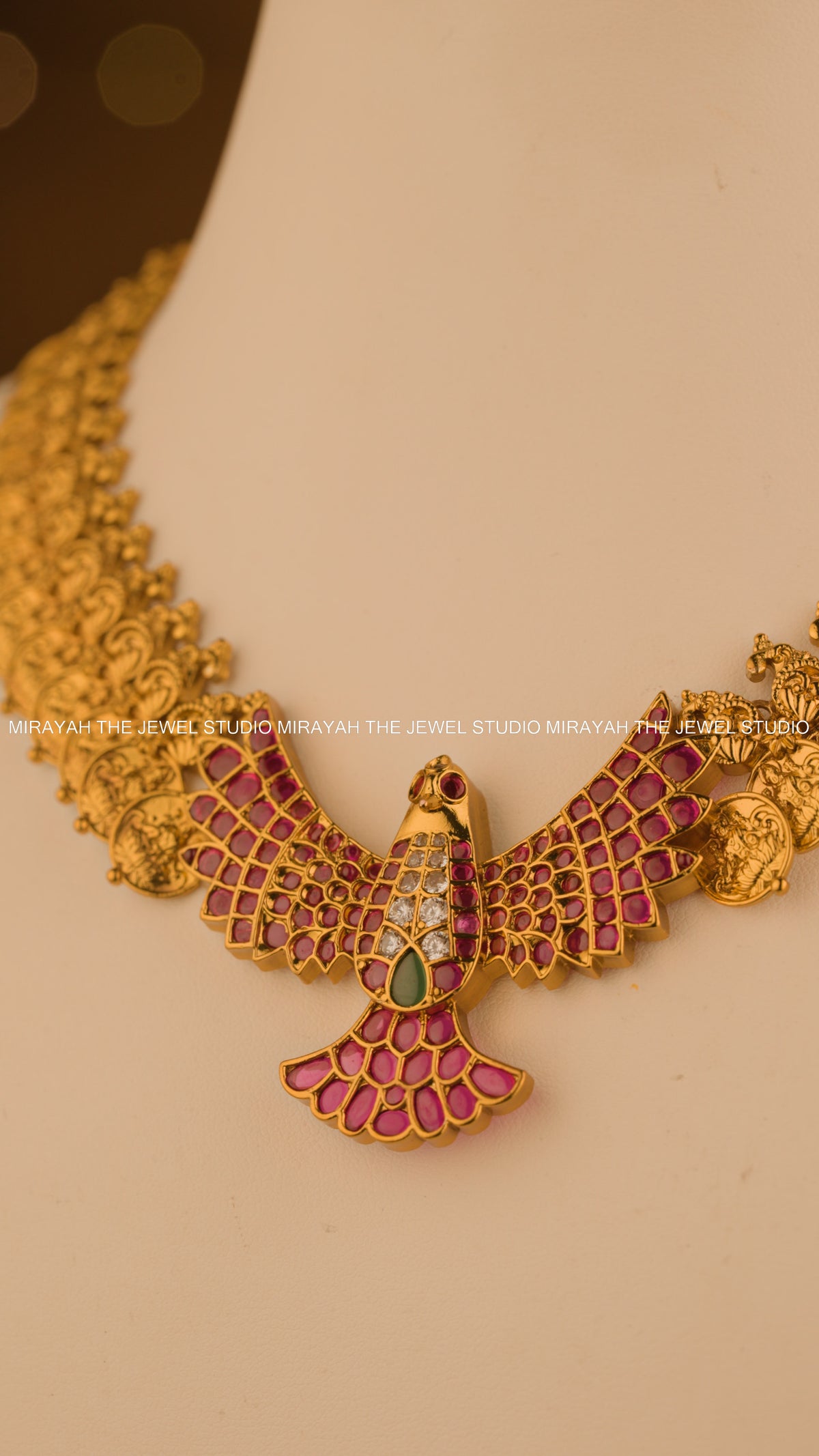 SVARNA GARUDA NECKLACE