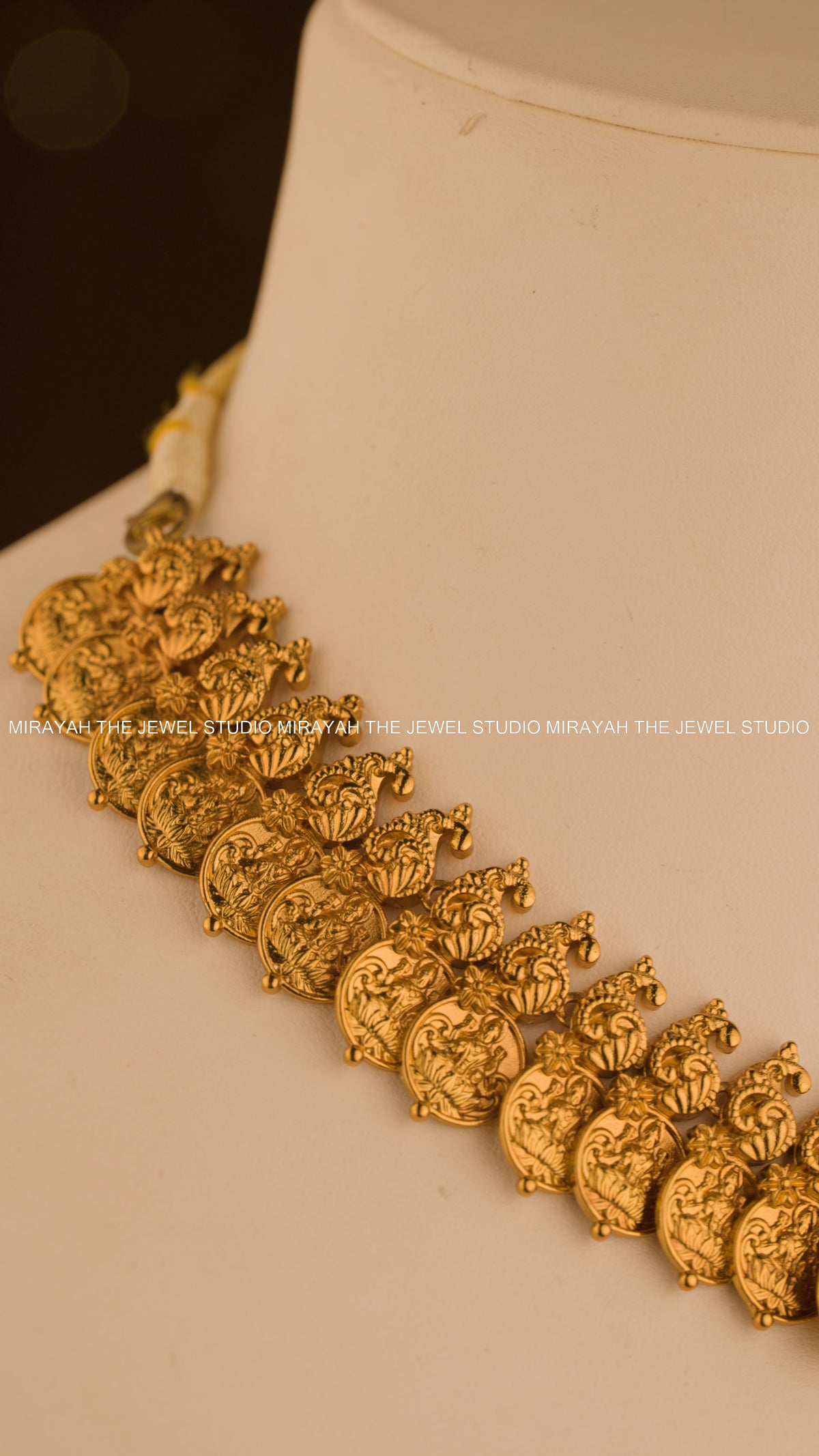 SVARNA GARUDA NECKLACE