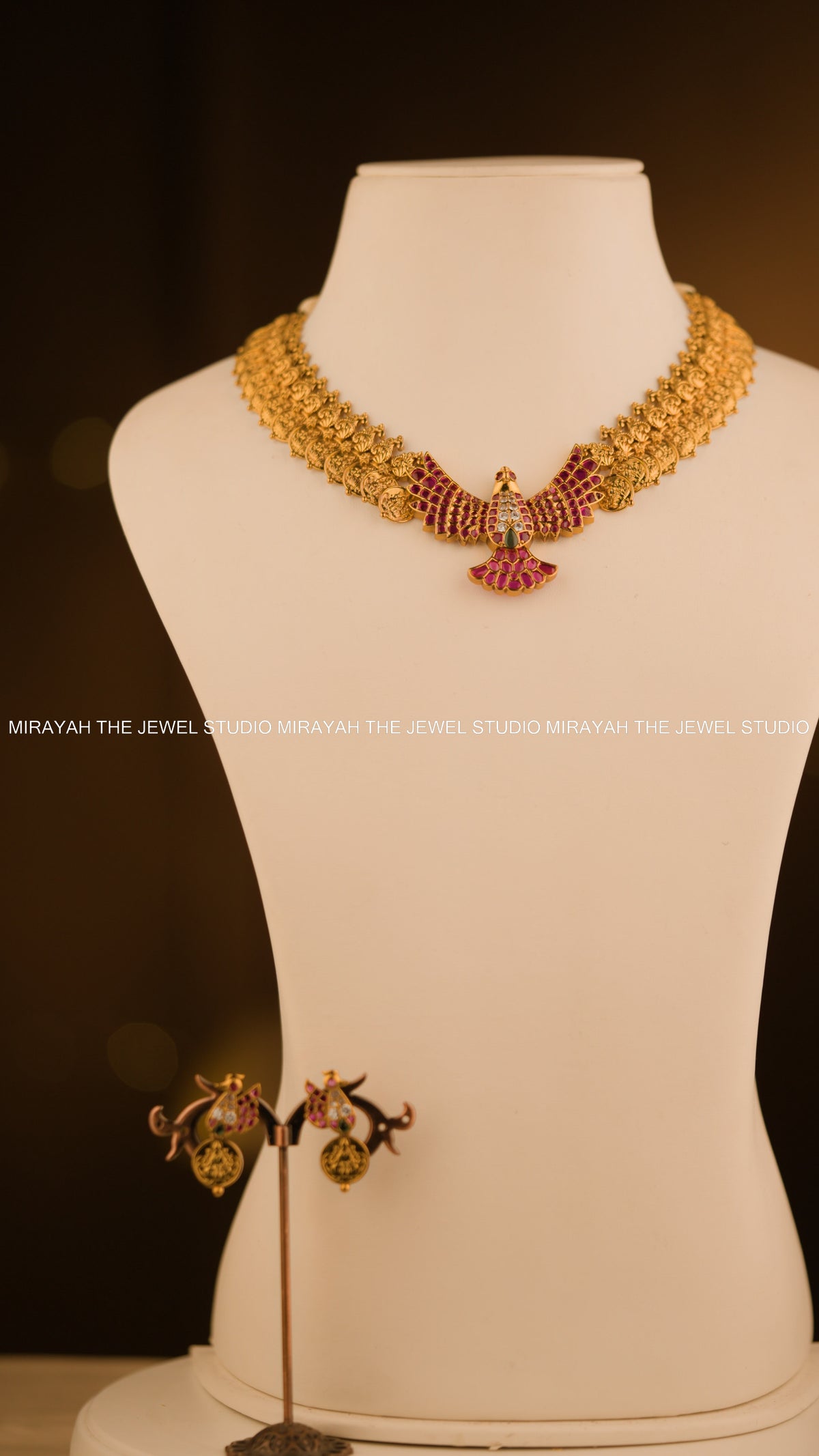 SVARNA GARUDA NECKLACE