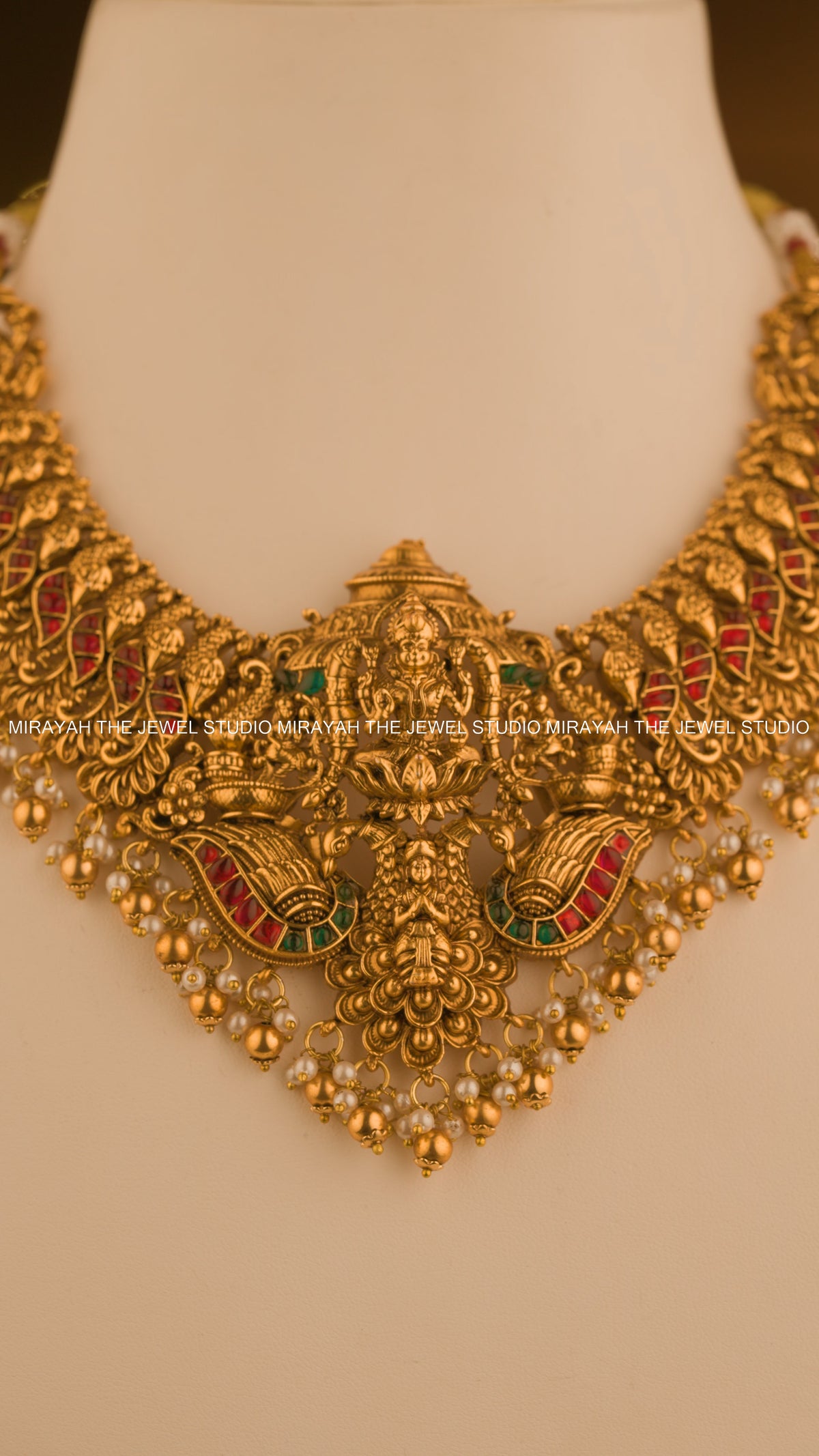 DEVIKA TEMPLE NECKLACE - GOLD