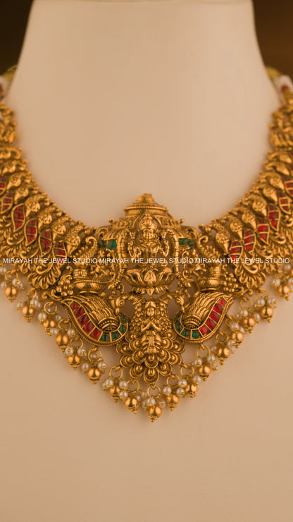 DEVIKA TEMPLE NECKLACE - GOLD