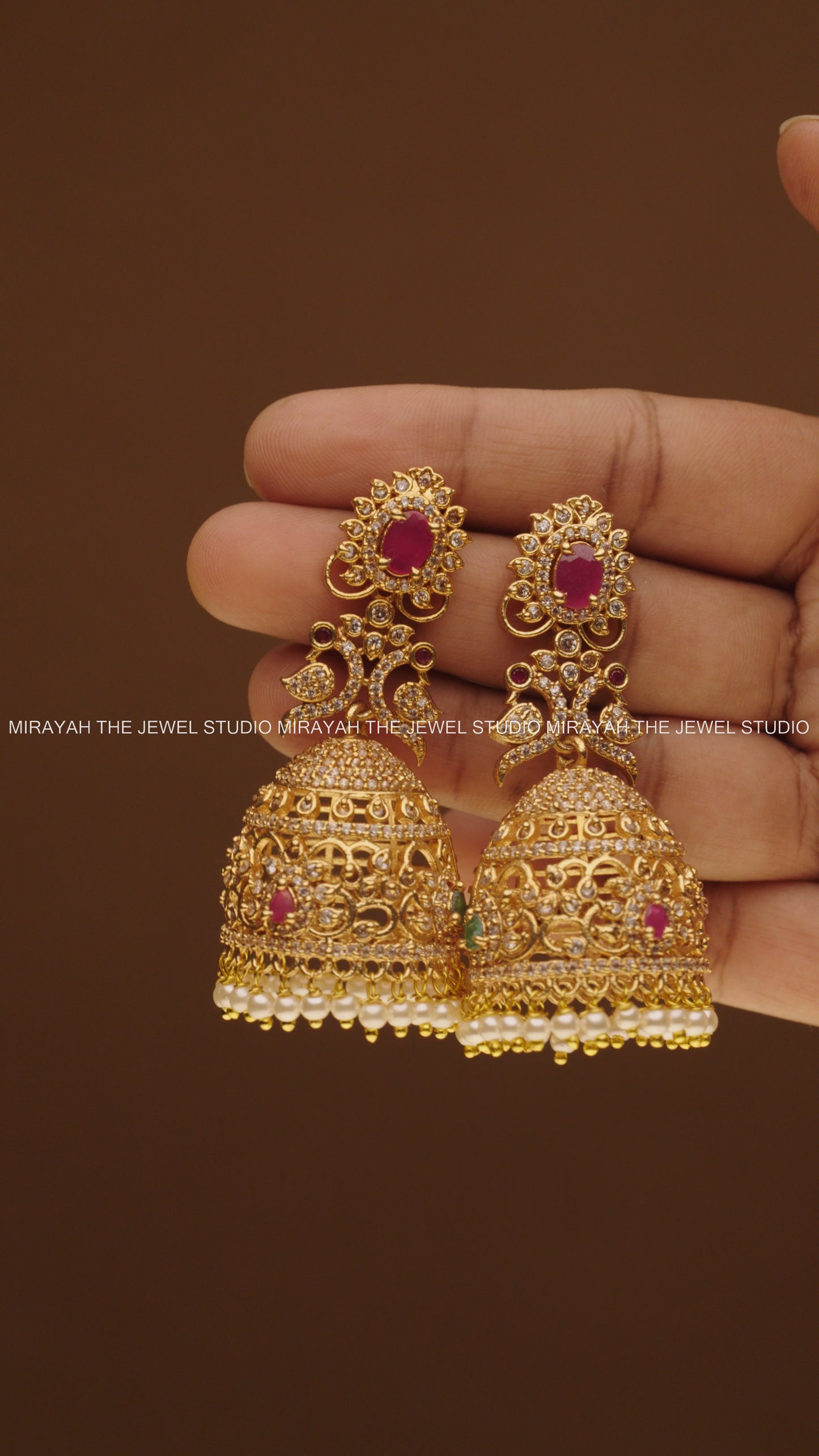 GULABI NOOR AD JHUMKA