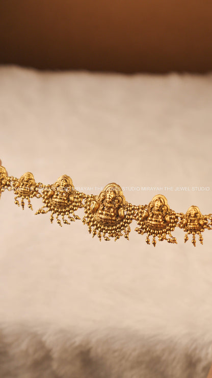 LAKSHMI PUSHPAM HIPCHAIN