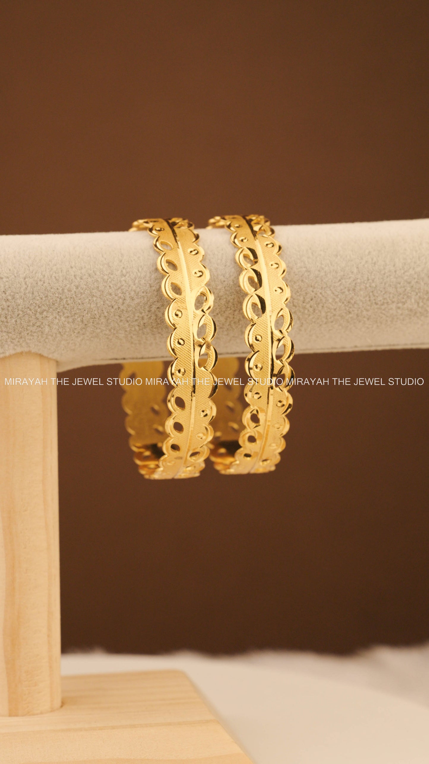 AKRITI GOLD BANGLES (2PC)