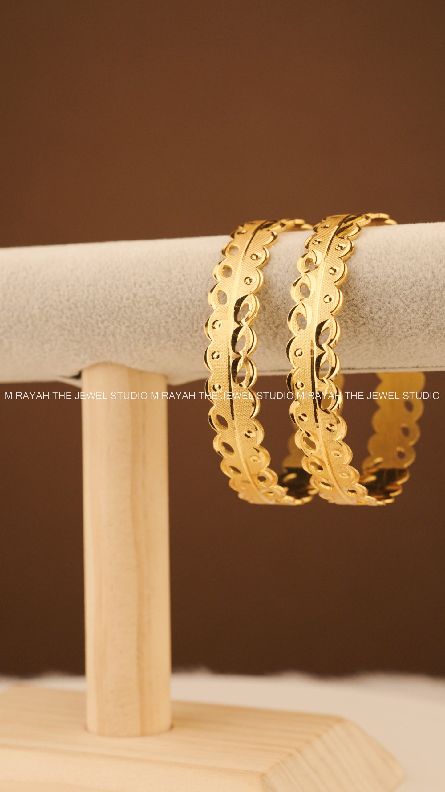 AKRITI GOLD BANGLES (2PC)