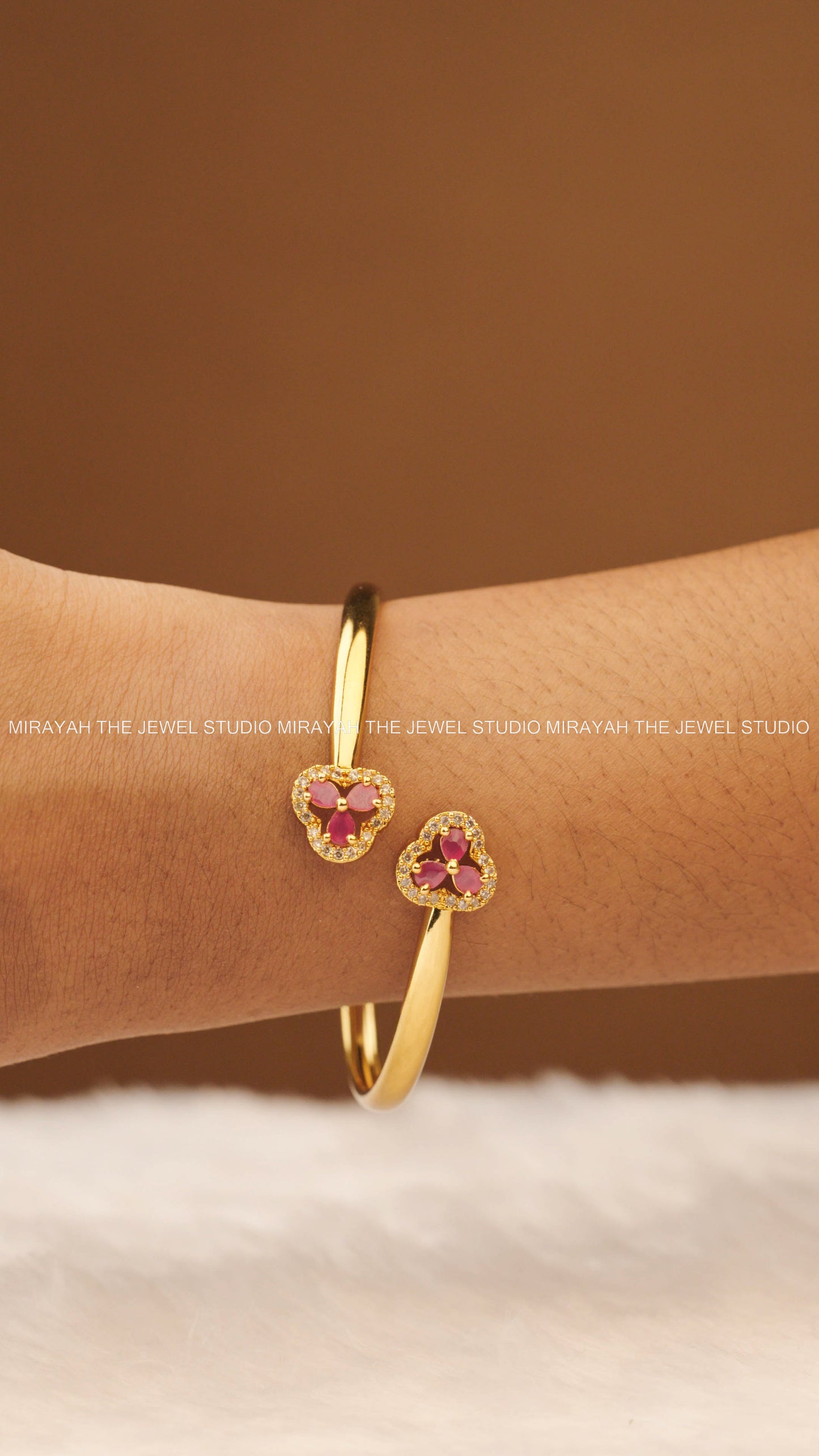 AURELIA LEAF BRACELET (FREE SIZE) - PINK