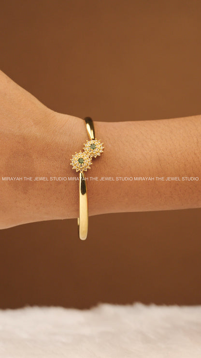 SOFT SPARKLE BRACELET (FREE SIZE) - GREEN