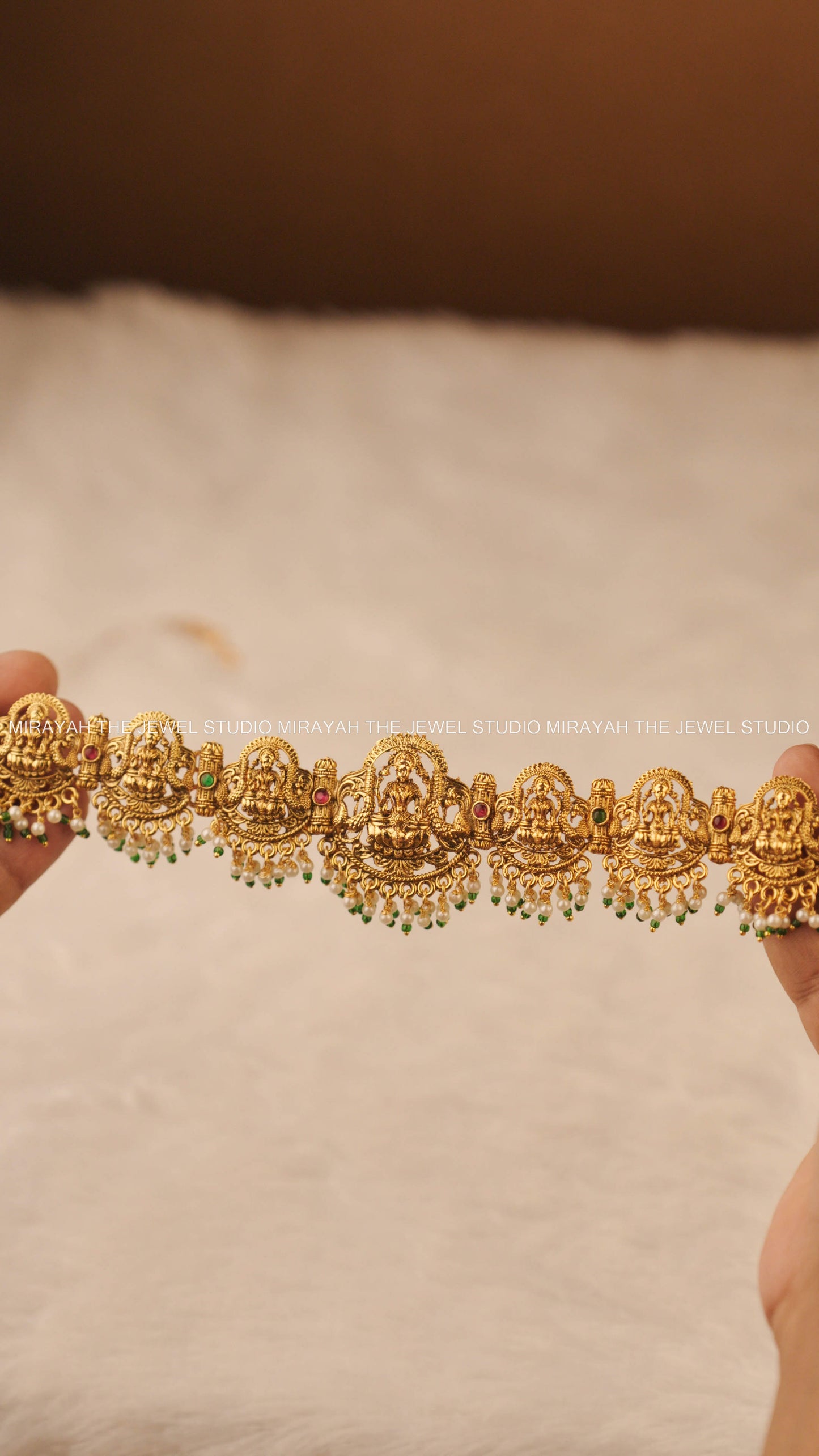 SAHASRA LAKSHMI HIPCHAIN