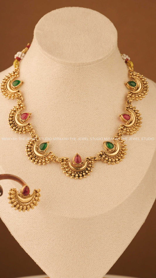 CHANDRIKA GARLAND NECKLACE