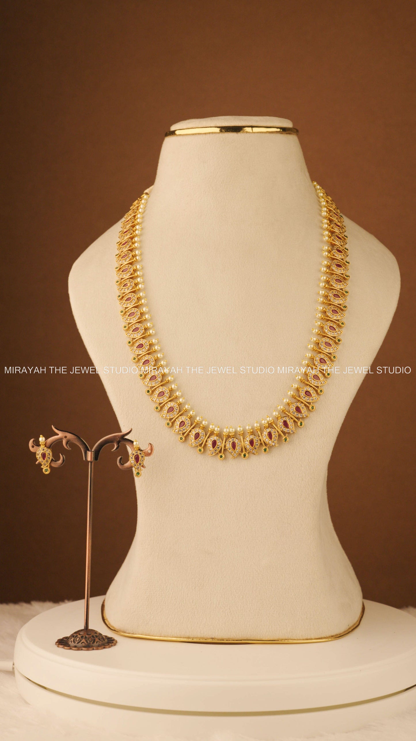 VARNIKA PEARL LEAF HARAM