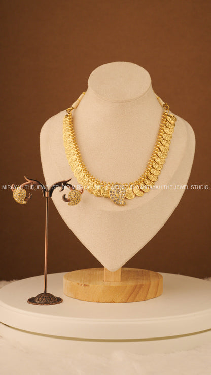 SWARNA KAASU MALA