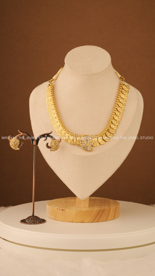 SWARNA KAASU MALA
