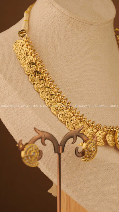 SWARNA KAASU MALA