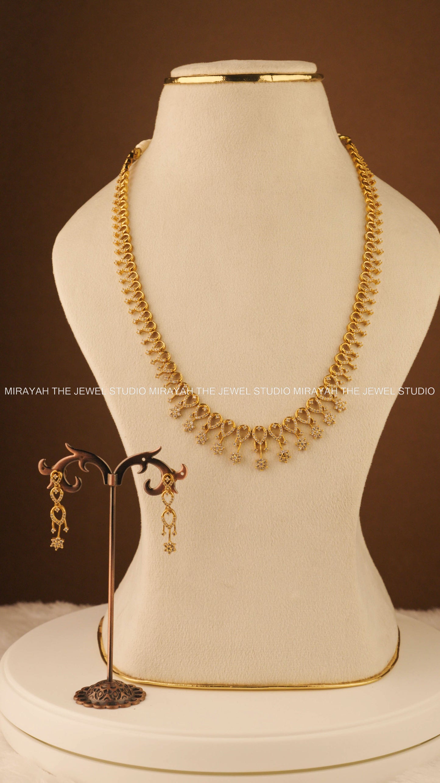 AD PETAL GLEAM HARAM