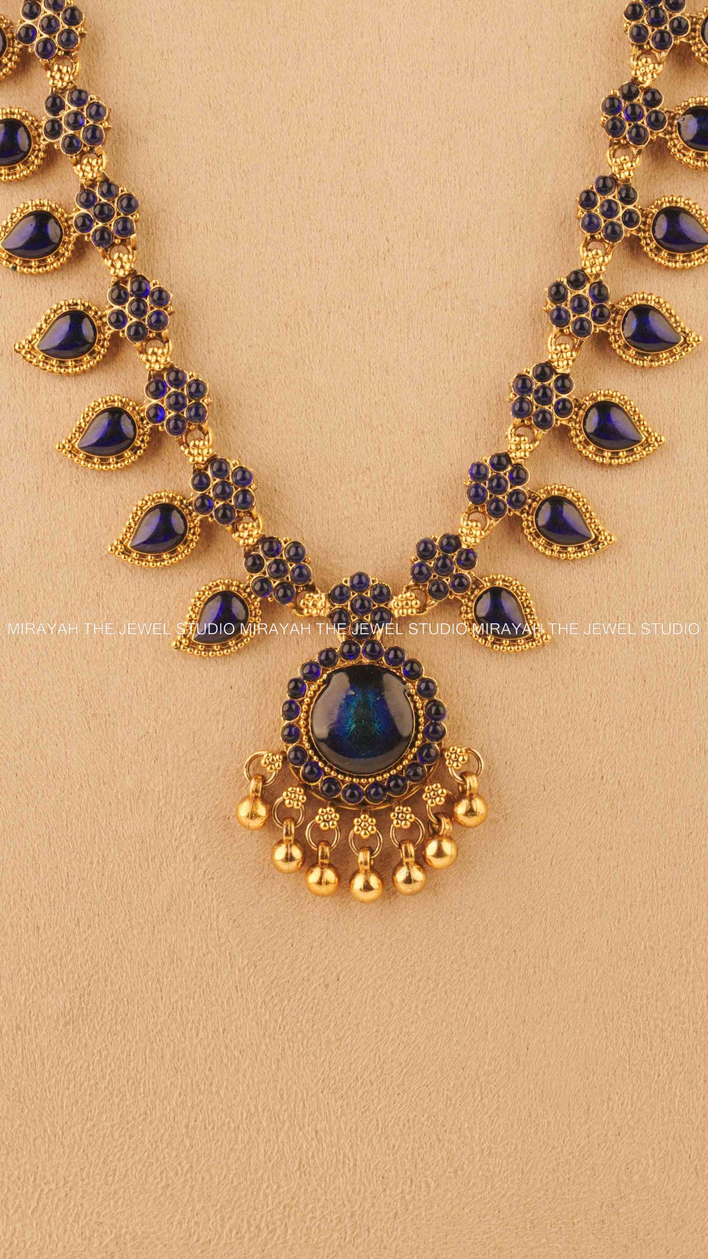 RAJSI NEELA COMBO SET