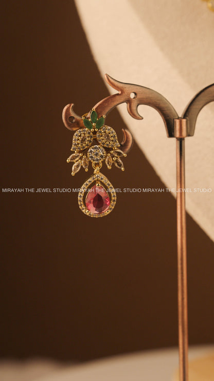 AAROHI ROSETTE AD NECKLACE