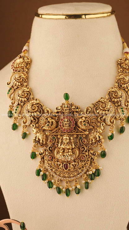 NAKSHATRA TEMPLE GLOW NECKLACE