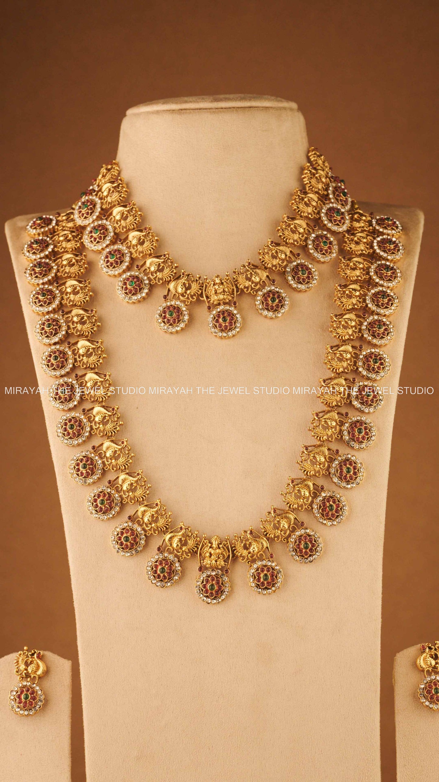 ROUND RUBY BRIDAL COMBO WITH HIP CHAIN