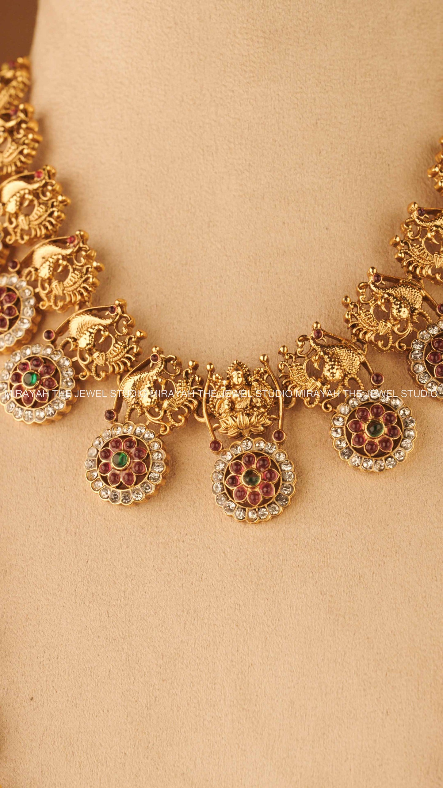 ROUND RUBY BRIDAL COMBO WITH HIP CHAIN