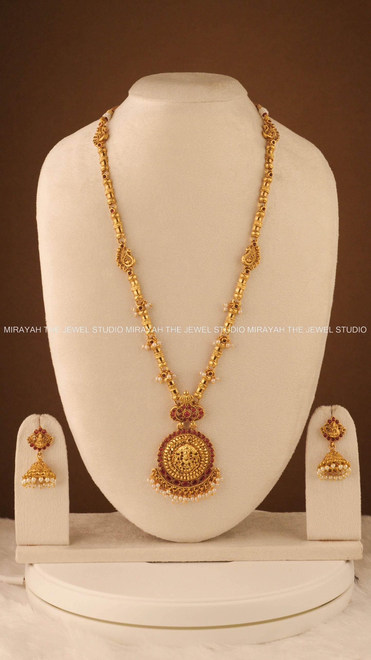 SRI CHAKRA HARAM-RED